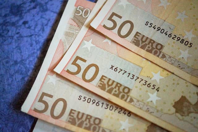 Theft of cash and jewellery from Kildare residence prompts garda probe. FILE PHOTOGRAPH / PIXABAY