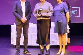 Best Actor female role: Saoirse Ní Choileáin (GCCD) with festival director Brian Lyons and adjudicator Evelyn O’Sullivan