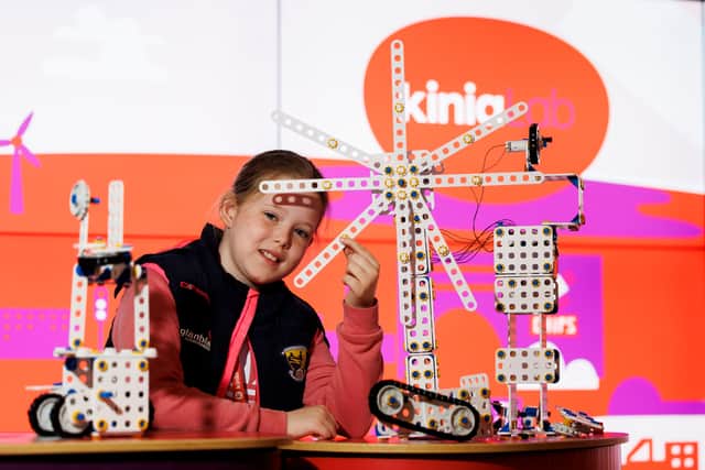 Kinia’s Creative Technology Week showcases creative technology projects that young people throughout Ireland have been working on all year, in the areas of STEAM, Digital Media, and Computer Science.