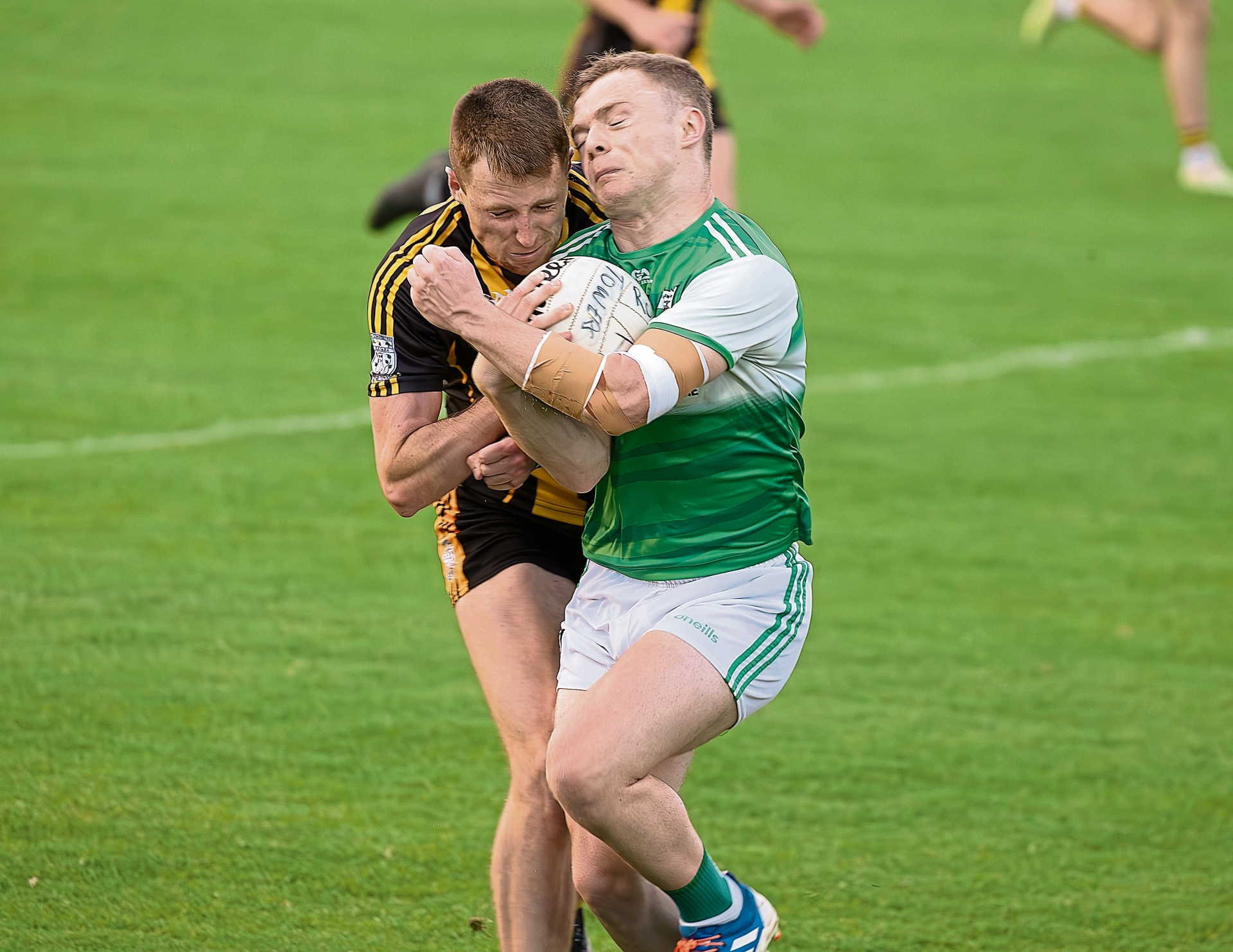 Towers squeeze past Rathangan by a point