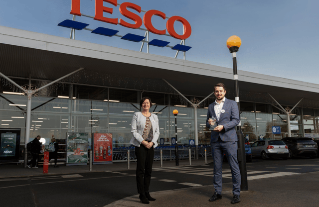 Pic Supplied: Kari Daniels, CEO, Tesco Ireland presenting Ger Lynch from Tesco Celbridge with the Store Manager of the Year award from the annual Tesco Values Awards