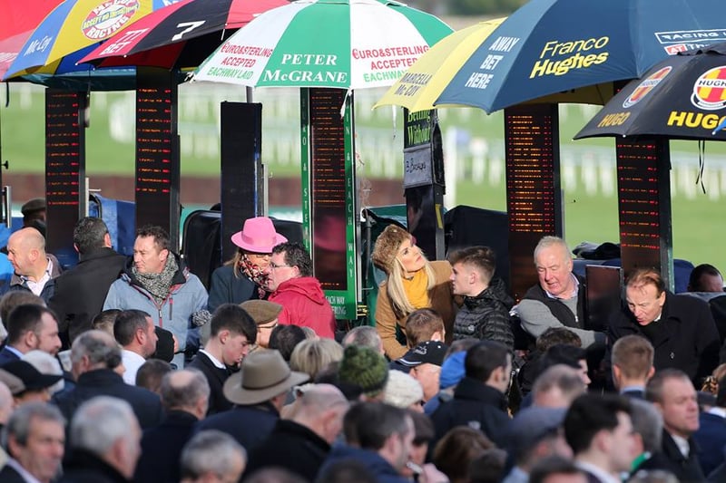 PHOTO GALLERY: Racegoers at the Christmas Festival at Leopardstown ...