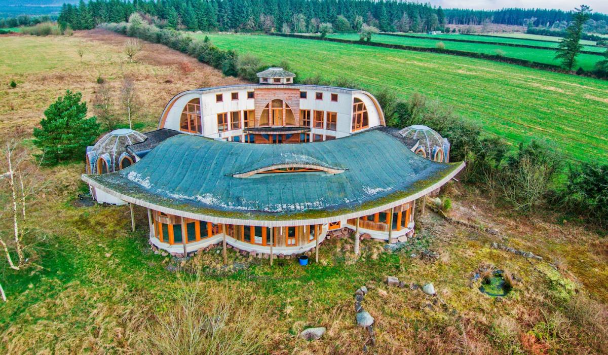 37 PHOTOS An incredible ninebedroom property for sale just off the M7