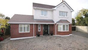 Spacious 4-bed home in Suncroft on the market for €295K