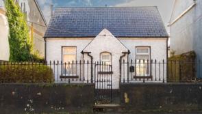 PICTURES: Quaint Kildare fixer-upper cottage in the heart of town for €150k