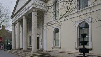 Crucifix-wearing woman tells Kildare judge from prison she prays to her dead brother