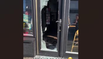 WATCH: Damage caused to front door of Kildare caf&eacute; by burglars