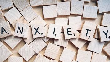 Autumn Anxiety: how parents and children can cope with October Stress and thrive this season 
