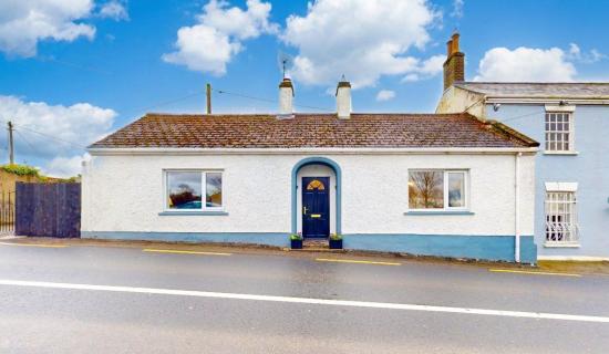 A three-bedroom cottage on the edge of the Curragh Plains in Kildare has come to the market in Athgarvan with an asking price of &euro;245,000. 