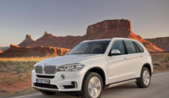 Serious criminals 'with metal doors and BMW jeeps have been given social housing in Kildare'