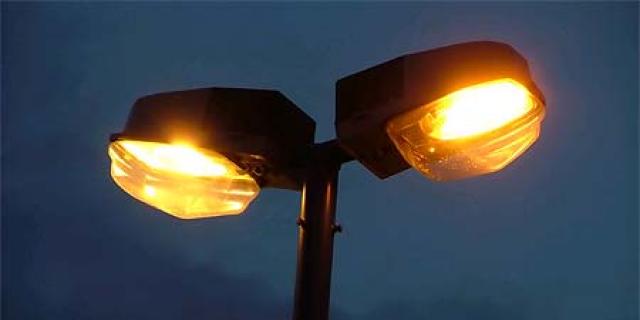 Some Kildare's public lights 'are starting to fail and should be replaced'