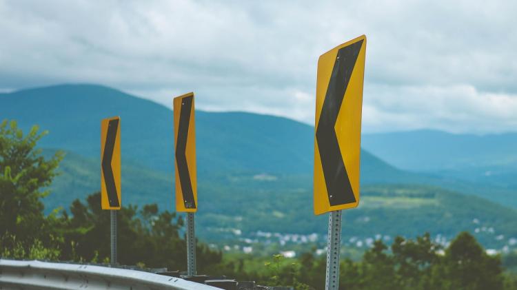 Traffic signals warning sign due for &lsquo;suitable location&rsquo; in Kildare