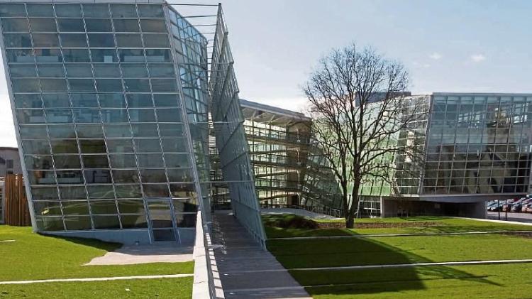 Traffic management issues at estate entrance in Kildare prompt review