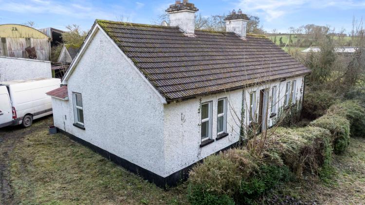 LATEST: 3-bed house on two acres in South Kildare goes under hammer 