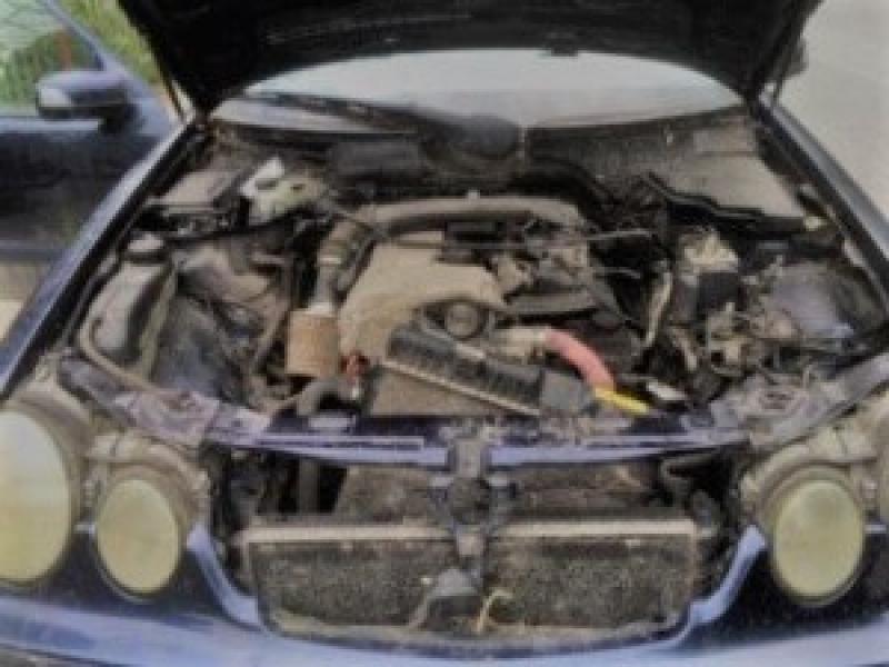 Gardai in Naas seize 'dangerously defective' car driving on the road