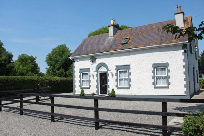 Charming 5-bed home in Donadea on the market for €479K