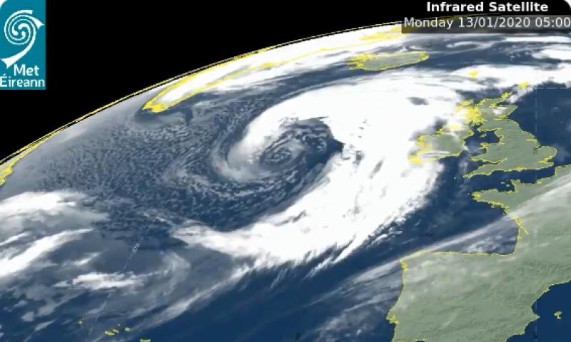WATCH: Latest dramatic satellite pictures as powerful Storm Brendan approaches Ireland