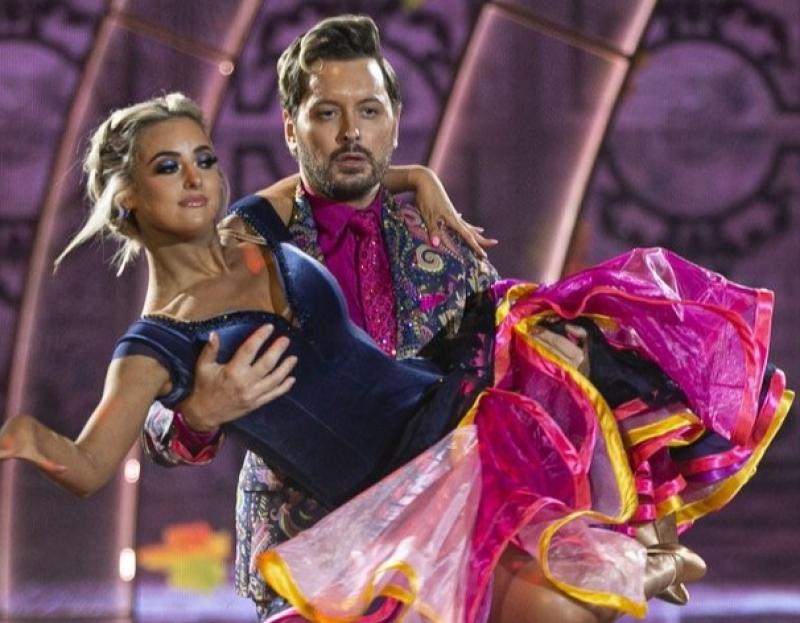 Kildare celebs  Brian Dowling and Sinead O’Carroll power through ballroom week on ‘Dancing with the Stars’