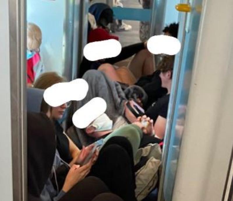 PICTURE: Irish Rail apologises after photo of packed train carriage emerges online