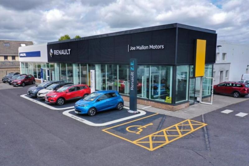 Joe Mallon Motors is named Renault Dealer of the Year 