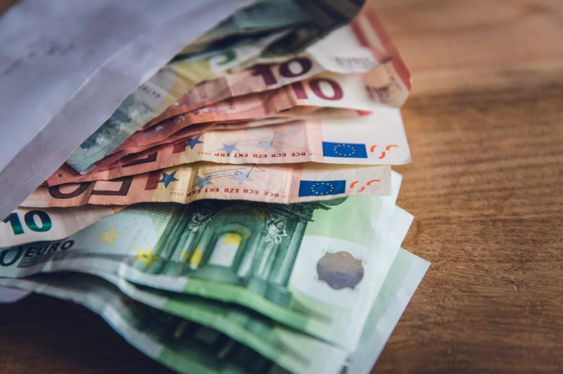 People before profit call  government's cost of living measures "utterly pathetic and inadequate"