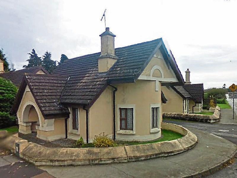 Kitchens '30 years old' in Portlaoise homes for people with disablilites 