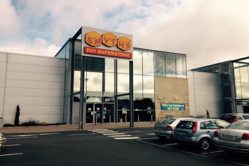 Smyths-store