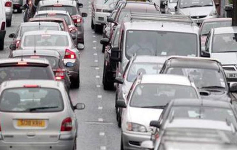 traffic-very-busy-on-m50