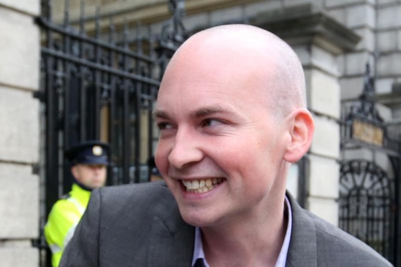 paul-murphy-arrives-at-dail-752x501