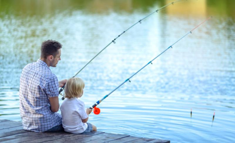 kids fishing