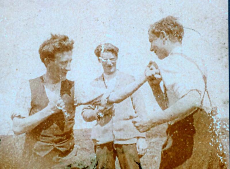 Photos from Curragh Camp from 100 years ago uncovered in Kildare home 