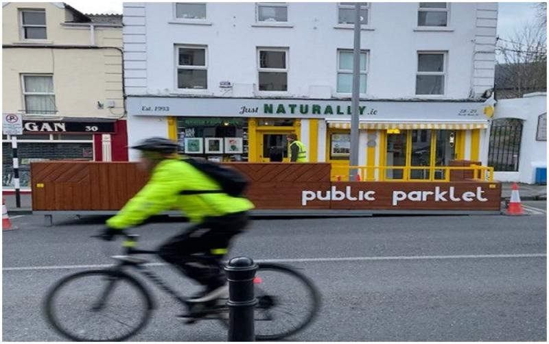 Kildare County Council installs first Public Parklet on Main Street, Naas