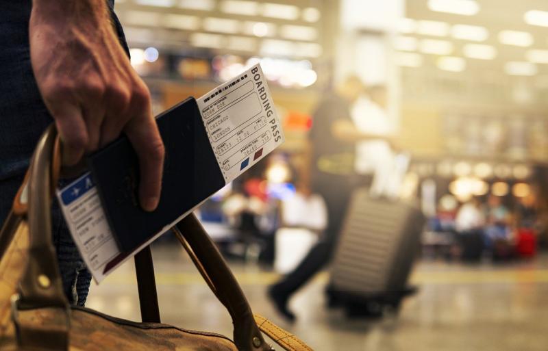 Airport queues are back! Here's everything you can do to avoid holiday stress
