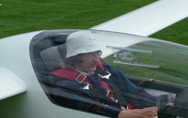Kildare glider pilot qualifies for International Award Kildare Now