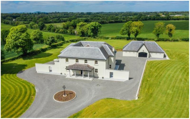 Auction - Complete contents of Ballyraggett House on offer
