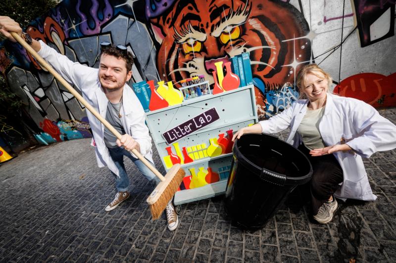  Gum Litter Taskforce Bin It! Roadshow takes to Leitrim to tackle litter attitudes