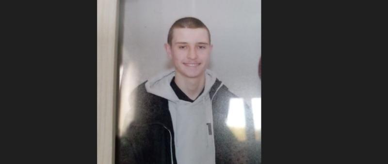Gardaí seeking information relating to whereabouts of missing 18-year-old man