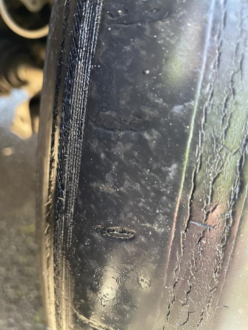 Car grounded by Kildare gardaí until ‘dangerously worn’ tyre is replaced