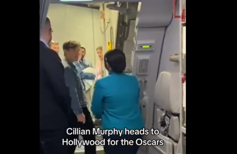 WATCH: Cillian Murphy boards Aer Lingus flight bound for the Oscars 