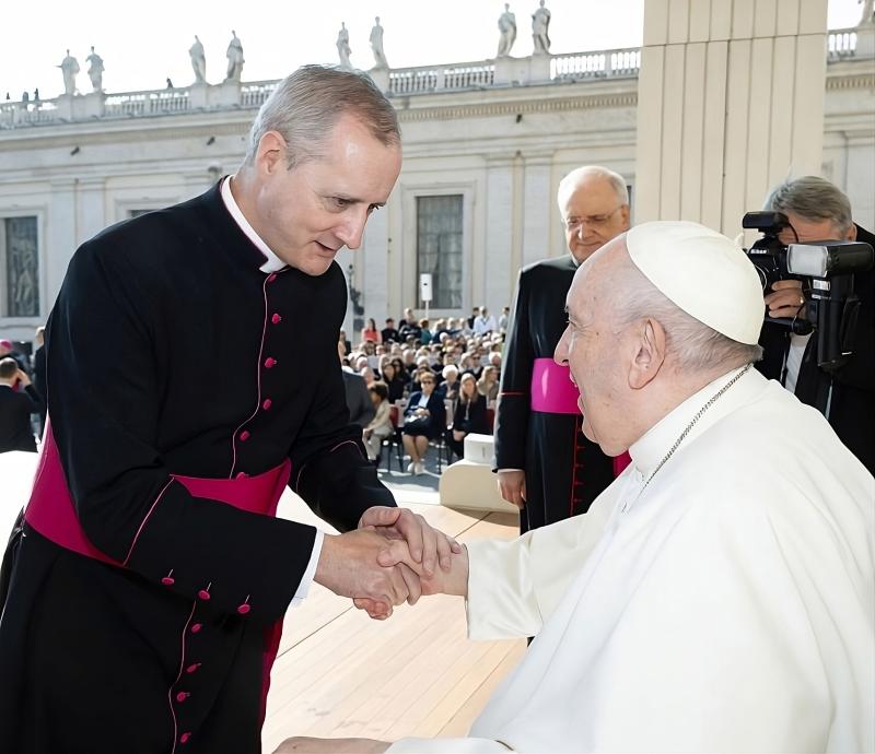 Pope Francis gives 'tremendous' appointment to Irishman