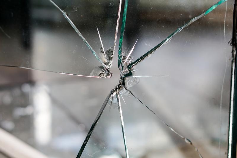 Criminal damage of County Kildare premises prompts garda investigation