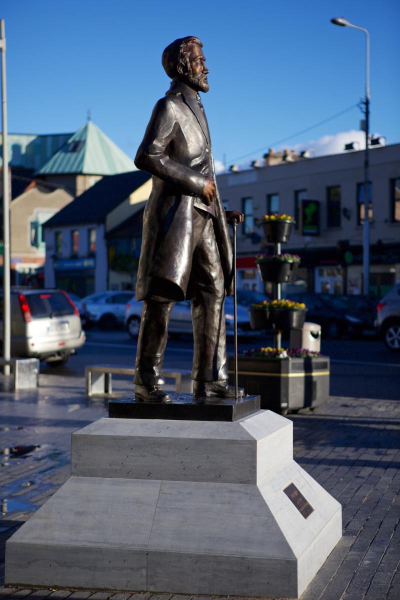 BREAKING: Anonymous benefactor pays bill to repair twice vandalised town centre statue