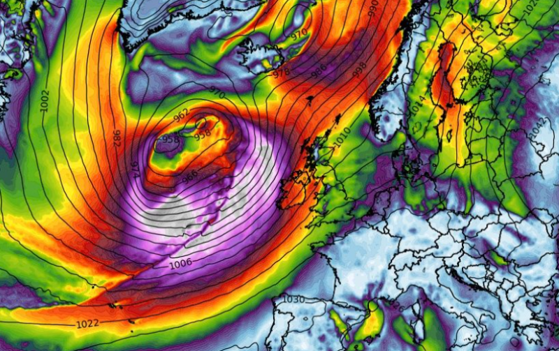 Expect more warnings! Met &Eacute;ireann's grim weekend weather amid new storm threat
