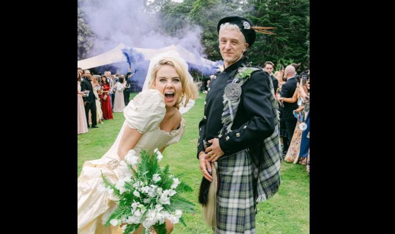 Star of Derry Girls Saoirse-Monica Jackson marries long-time partner at luxury Irish manor