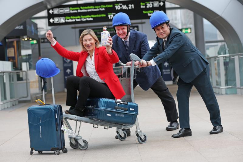 MEP and former jockey launches racehorse-themed gin 