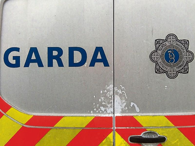 Naas woman duped by girls seeking sponsorship