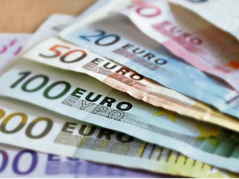 2019 news review: Lucky chicken fillet roll lands Kildare man €100,000