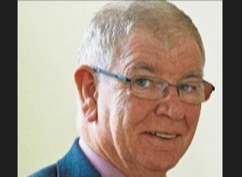 Tributes to solicitor Tony Hanahoe at courthouse in County Kildare