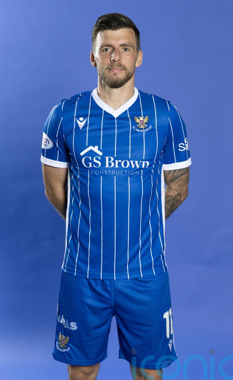 Donations in memory of footballer&rsquo;s partner rise after he announces her death