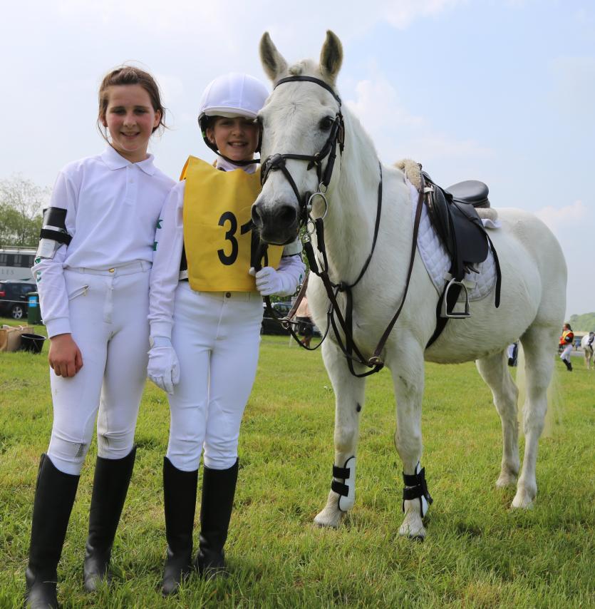 Tallulah and Indie Doolan with Shadow